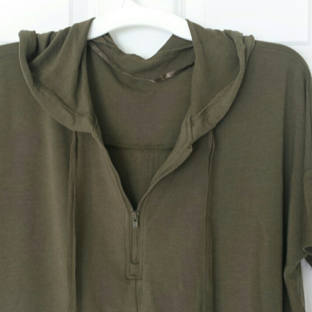 Short sleeve tunic hoodie